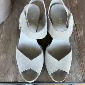 Pedro Garcia Women's Elegant Greige Sandals